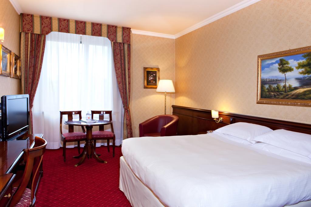 Atahotel Executive Milán Habitación foto